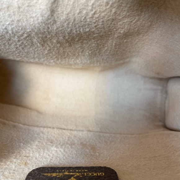 💕GUCCI  Sherry line Vintage Clutch Bag💕 - Picture 10 of 16